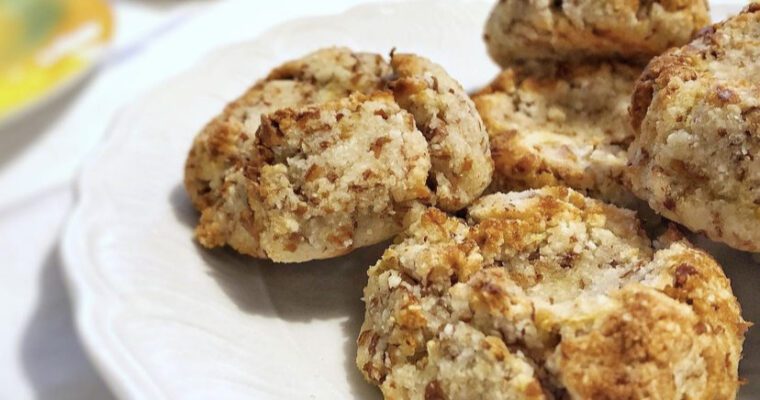BISCOTTI ALLE MANDORLE - Ricetta facile e veloce 8 BISCOTTI ALLE MANDORLE – Ricetta facile e veloce